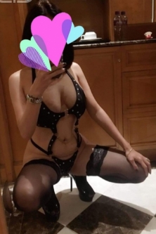 Quiero tu rica polla , SOY PERUANA¡ ¡ ❤ fotos caceras 100% reales ❤ hola mis amores, coñito humedo y jugoso en busca de pollas que me haga gemir de placer, dime muchas guarradas mientras te chupo la polla a pelo y hasta al final para que me riegues con tu leche, realizo todos servicios: penetracion, cubanas, 69, lluvia dorada, besitos, juguetes eroticos (fiestecitas privadas Y ME ENCANTA LA FIESTA BLANCA. Edad 25 años Caduca en 13 dias