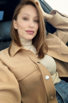 MI WEB PERSONAL -> https://laramadrid.escortbook.com
 Me llamo Lara, Soy una mujer sonriente y muy simpática en Madrid. Me gusta que los dos disfrutemos y que haya buen feeling, me gustan las personas abiertas y simpáticas y tener todo tipo de experiencias nuevas! Disfruto de citas divertidas y sensuales. Recibo en mi piso privado por la zona de Metro Colombia. Te recibo sola, en ropita interior y tacones,como en mis fotos, te aseguro que quedarás encantado en todos los sentidos. La higiene para mi es muy importante y estoy siempre maquillada y aseada antes de quedar. Soy una chica muy guapa de cara, tengo la carita muy linda y soy de pelo castaño clarito por los hombros. Como puedes ver en mis fotos, soy muy sensual y estoy segura de que adorarás cada centrimetro de mi cuerpo...  Para quien le gusten los masajes (opcional) : También soy masajista profesional, hago masaje, dispongo de camilla y tatami. Con velas y música relajante, todo muy acojedor. Mis fotografías son cien por cien reales y demostrables. ¿Cansado de timos ,engaños y perfiles falsos? Conmigo puedes estar tranquilo por eso! Llamame o escríbeme por Whatsapp a mi telefono para conocernos y reservar tu cita, puedes avisarme hasta con media hora de antelación! :) Lara