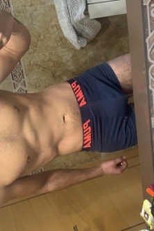 Chico joven y guapo bien dotado con ganas de conocer gente nueva, Hago salidas y trabajo de noche me gusta la fiesta , te recojo en mi coche o vamos a un sitio publico donde quieras . llamame 655266655
\r\nESTOY POR TODO MADRID 655266655