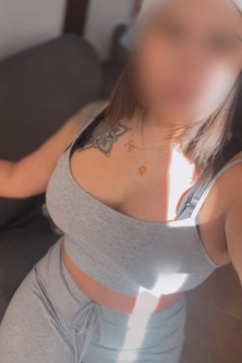 Hola, mi nombre es Patty, soy una chica encantadora ,dulce y creativa  en busca de compañía para poder ofrecerle noche de lujos que deseas o un buen masaje relajante, acompañados de las lindas conversaciones 

Mi móvil: 602326818 Escríbeme al WhatsApp o llámame y comencemos a conocernos Ven y Conóceme y comparte alguna linda actividad. 

NO TE ARREPENTIRÁS 

Salida a domicilio y hoteles 