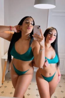 632414278 - Zoy & Roma dos Sexys Latinas