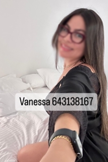 Hello amor, soy Vanessa, brasileña y tengo 28 años.. Estoy Cerca de ti, en figueretas… Puedo darte toda la información que necesita por WhatsApp, y también conocerme mejor. 
\r\nSiempre vengo a ibiza, pero ese es mi primer verano, y estoy enamorada, nunca he visto la isla tan hermosa! 
\r\n
\r\n