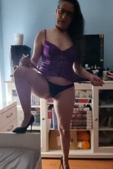 Calentita con mi boquita vas a enloquecer. Te lo hago bien rico. Soy atenta y  dispuesta a darte un buen rato de diversión.  Escríbeme al (+34) 639794651 Atiendo en piso en horario de mañana.  Estoy lista para complacer tus deseos y que tengas un rato inolvidable. Querrás repetir ! . Te estoy esperando. Precios desde 35 euros. Atiendo solo por WhatsApp.